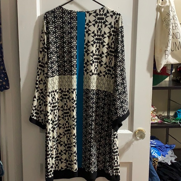 Patterned dress - Picture 3 of 3